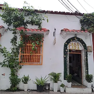 hostal-casa-lara.cartagena-hotels.org/